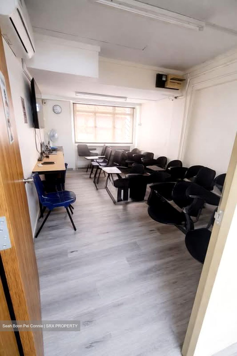 Bedok Reservoir Road (D16), Shop House #600043181
